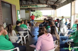 Colaboradores da Lajes Patagonia recebem orientações sobre o novembro azul